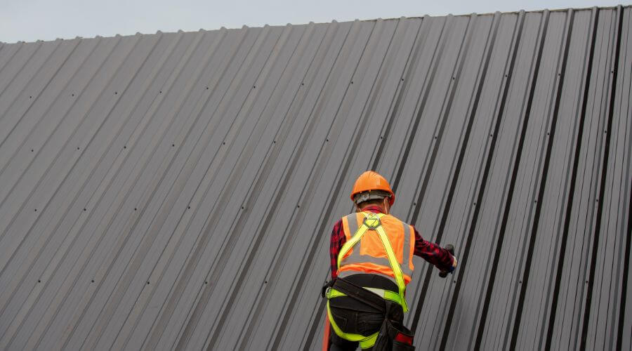 Expert Emergency Roof Repairs services in Round Lake, NY